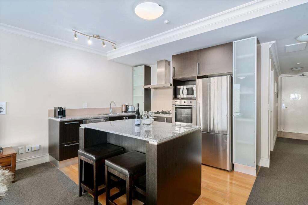 The Beacon - 2 Bedroom Luxe Apartment Queenstown Exterior photo